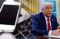 Ông Trump: Sẽ sớm ngưng miễn trừ thuế đối ứng cho sản phẩm công nghệ
