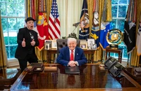Tỉ phú Musk hối tiếc đã 'quá lời' với ông Trump