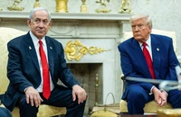  CBS: Israel thông báo cho Mỹ sẵn sàng tấn công Iran, ông Trump khuyến cáo công dân Mỹ rời Trung Đông