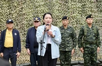 Thủ tướng Thái Lan nỗ lực xoa dịu người dân và chính trường 