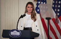 Ông Trump trao ‘bức thư hòa bình’ của Đệ nhất phu nhân Melania đến ông Putin