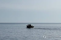 Hàn Quốc nổ súng cảnh cáo tàu buôn Triều Tiên vượt biên giới biển