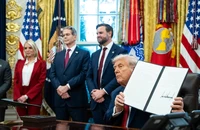 Ông Trump ký sắc lệnh bán TikTok tại Mỹ, định giá 14 tỉ USD