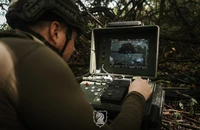 Chiến sự Nga - Ukraine 3-10: Tổng tư lệnh Ukraine ra chỉ đạo nóng trước các đòn UAV Nga; Điện Kremlin cảnh báo rắn về tên lửa Tomahawk