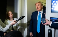 Ông Trump tăng thuế 10% với Canada sau đoạn quảng cáo liên quan cựu Tổng thống Reagan 
