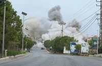 Israel không kích dữ dội Lebanon, quyết ngăn Hezbollah tái vũ trang