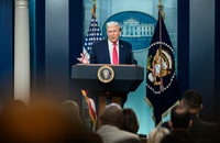 Ông Trump: Một hạm đội Mỹ đang tiến về phía Iran
