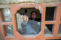 Pakistan cho biết vô hiệu hoá gần 1.000 binh sĩ Afghanistan, Kabul tuyên bố bắn loạt máy bay đối phương