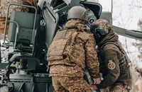 Chiến sự Nga - Ukraine 14-3: Loạt tỉnh thành Ukraine trúng không kích, nhiều thương vong; Nổ gần sân bay Nga ở Crimea