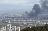 Iran và Hezbollah đánh mạnh miền bắc Israel; Tehran bác tin đàm phán với Mỹ, gọi đề xuất 15 điểm là ‘vô lý’ 