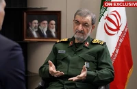 Chiến sự Trung Đông ngày 99: Cố vấn lãnh tụ tối cao Iran chỉ ra điểm nghẽn đàm phán; Ông Trump nói về năng lực tên lửa của Iran