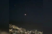 VIDEO: Iran tấn công tên lửa vào Israel