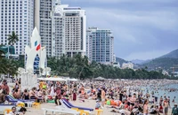 Khách đông, Nha Trang kín phòng dịp lễ