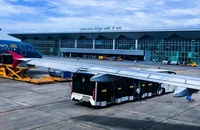 Ngành du lịch xoay sở khi 2 sân bay tạm đóng cửa