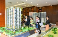 Người vay mua nhà cần thiết yếu là bảng tính dòng tiền để đánh giá khả năng trả nợ của bản thân. Ảnh: THÙY LINH 