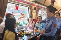 Mở bán vé tàu phục vụ lễ Giỗ tổ Hùng Vương, 30- 4 và mùng 1-5
