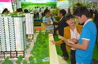 Không nên cho sàn xác nhận các giao dịch bất động sản 