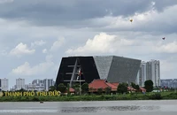 Vườn hoa hướng dương, đài phun nước... sắp được xây dựng ở bờ sông Sài Gòn