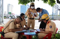 CSGT Bến Thành, TP.HCM ra quân kiểm tra xe khách