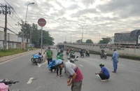 Đinh tặc lại hoành hành trên Quốc lộ 1 đoạn qua TP Thủ Đức