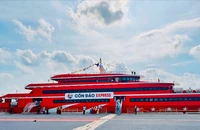 Vì sao tàu cao tốc đi Côn Đảo không đón khách ở trung tâm TP.HCM?