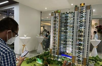 Nhà đầu tư lướt sóng căn hộ cao cấp vội vàng sang tay 