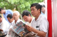 Chương trình 'Cùng ngư dân thắp sáng đèn trên biển' chung tay gỡ thẻ vàng EC