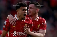 4 ngôi sao Liverpool ám chỉ có thể ra đi