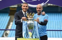 Ông chủ của Man City gửi lời cảnh báo đanh thép tới Liverpool