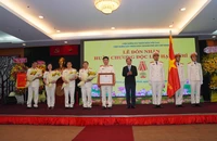 VKSND TP.HCM đón nhận Huân chương độc lập hạng nhì
