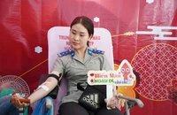 Thi hành án dân sự TP.HCM 'vén tay áo làm việc nghĩa'