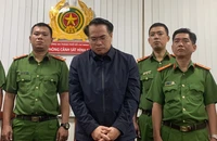 Cựu cục trưởng Cục Đăng kiểm Đặng Việt Hà chi 100.000 USD thu thập thông tin từ công an nhưng bị lừa 