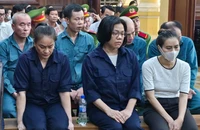 Mua bán trái phép hóa đơn, cựu cán bộ thuế quận Tân Bình lãnh 1 năm 6 tháng tù
