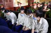 Vụ buôn lậu hơn 6 tấn vàng: Kiến nghị tiếp tục truy bắt chủ tiệm vàng Phúc Hằng
