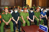 Tuyên án vụ cán bộ thuế nhận hối lộ, 'bảo kê' đường dây mua bán trái phép hóa đơn