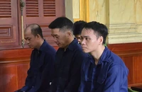 Tòa trả hồ sơ vụ bà chủ tiệm spa lừa 3 cựu cán bộ hơn 2,1 tỉ đồng tiền chạy án