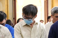 Tiếp tay cho buôn lậu, cựu chi cục trưởng Chi cục Thú y Vùng VI lãnh 7 năm tù