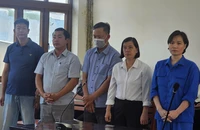 Tòa trả hồ sơ vụ nhân viên ngân hàng vướng lao lý vì người vay sử dụng sổ hồng giả