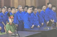 Trộm súng ở bảo tàng để rao bán trên mạng xã hội