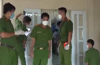 Vụ 3 người chết trong nhà ở Cà Mau: khởi tố vụ án, nghi can đang được cứu