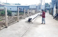 2 cán bộ ở Bạc Liêu bị kỷ luật vì 'hành dân' và đi mua đất lúa