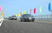 Cà Mau thông xe cầu 690 tỷ nối hai bờ bắc - nam cửa biển Sông Đốc 