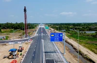 Đề xuất tạm dừng khai thác 1 tháng cao tốc Hậu Giang - Cà Mau