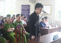 Giết người yêu ngay cổng công ty vì mâu thuẫn tình cảm
