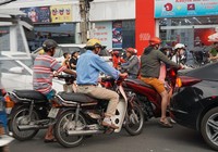 Ngao ngán khi lưu thông qua ngã tư Bốn Xã 