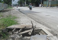 Coi chừng sụp nắp hố ga!