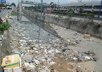 TP.HCM có một nơi nhếch nhác như thế