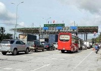 Tuyên truyền cho tài xế khi qua trạm BOT Cai Lậy