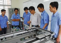 Bộ trưởng Lê Vĩnh Tân: ‘Đừng để nhân tài bị rủi ro’