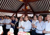 Thủ tướng, Chủ tịch QH dâng hương lên Chủ tịch Hồ Chí Minh